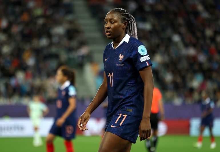 Oranje Leeuwinnen staan voor lastige opgave na ruime overwinning van Frankrijk op EK