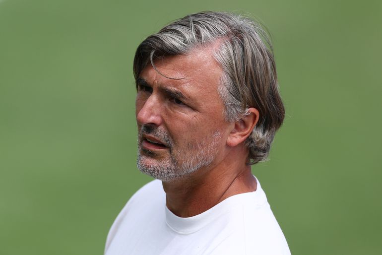 Tenniscoach doet opvallende uitspraken over harde wereld: 'Alle spelers slikken antidepressiva'