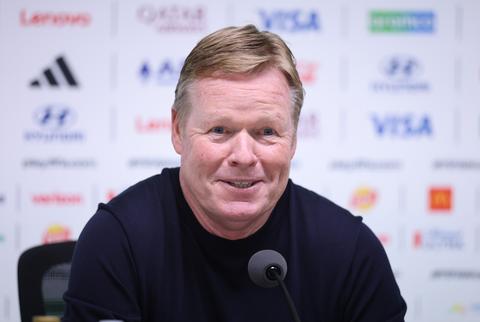 Zaakwaarnemer Ronald Koeman schetst opvallend plaatje over toekomst: 'Dan zal het wel weer gaan kriebelen'