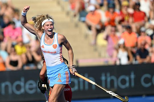 Tophockeyster Yibbi Jansen (26) openhartig over opmerkelijk besluit: 'Telkens teleurgesteld in mezelf'