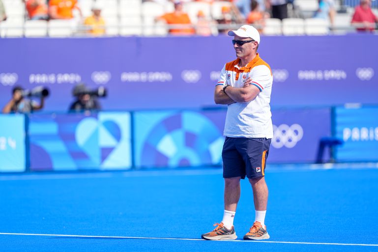 'Idiote coach' hockeyers praat met tegenzin over Louis van Gaal: 'Dan geven we hem de credits'