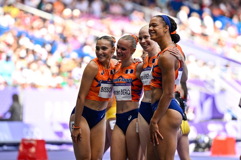 Bijrol voor Nederlandse vrouwen in finale 4x100 meter bij Amerikaans feestje