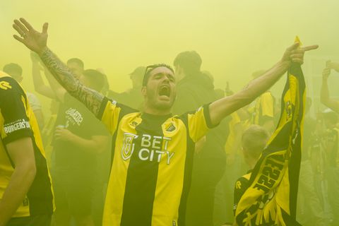 Vitesse is wereldnieuws: buitenlandse media pakken flink uit met 'club die amper openheid van zaken gaf'