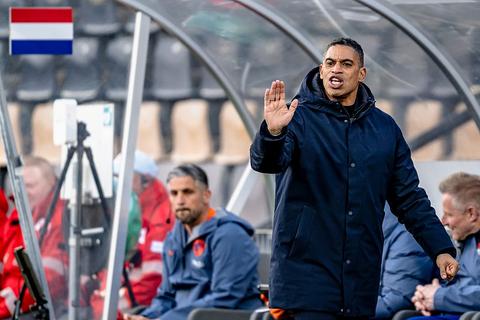 Ex-trainer breekt lans voor Michael Reiziger als bondscoach van Oranje: 'Laten we eerlijk zijn...'