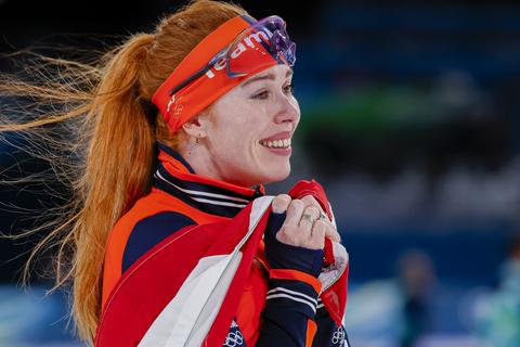 Topschaatsster Antoinette Rijpma-de Jong maakt tijdens 'romantisch dagje' weer indruk in andere sport