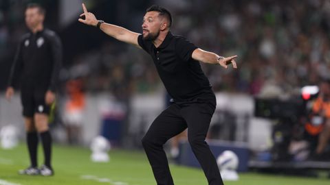 Het bizarre verhaal achter dé hit over voormalig Ajax-coach Francesco Farioli: 'Het was een gekkenhuis'