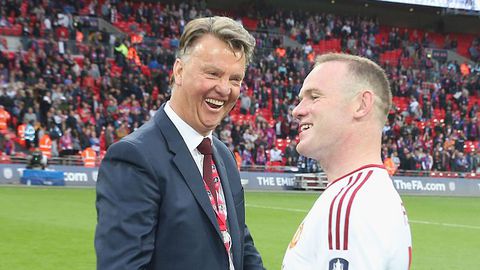 Louis van Gaal verbijsterde beroemde spelersvrouw met pikante opmerking: 'Dat was hun eerste ontmoeting!'