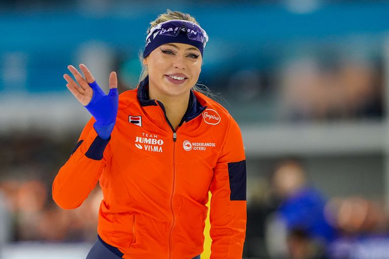 Topschaatsster Jutta Leerdam onthult bijzondere gave: 'Dit ben ik'