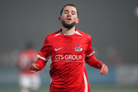 Nederlandse profclub zet speler op straat vanwege stiekem trainen bij Vitesse