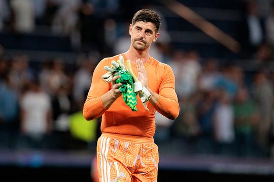 Topkeeper Thibaut Courtois (34) neemt besluit na gesprek met Mark van Bommel: 'Begrijp dat ik moet vechten'