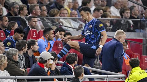 'Kwade' PSV’er (37) laat zich uit over boze reactie tegen Ajax: 'Ze waren misschien bang…'