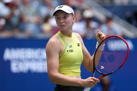 Toptennisster Elena Rybakina neemt bijzondere status van Aryna Sabalenka over na US Open: 'Ik had veel zenuwen'