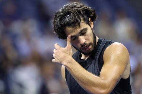 'Zieke' Carlos Alcaraz zat stuk tijdens thriller op US Open en stuurt cameraman weg