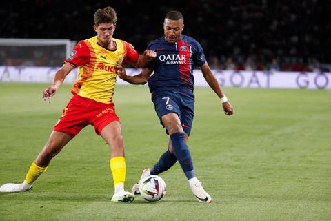 Stijn Spierings doet boekje open over teleurstellende stap naar RC Lens: 'Er was geen plek voor mij'