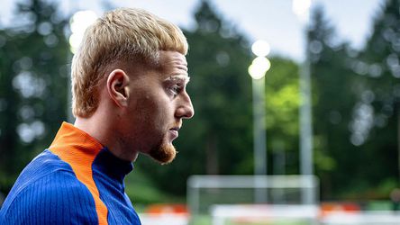 AZ brengt update over bij Oranje geblesseerd geraakte Mexx Meerdink: 'Dit is heel slecht nieuws'