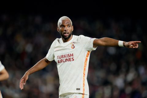 Ryan Babel kondigt in droog filmpje officieel voetbalpensioen aan: 'Onvergetelijke momenten'