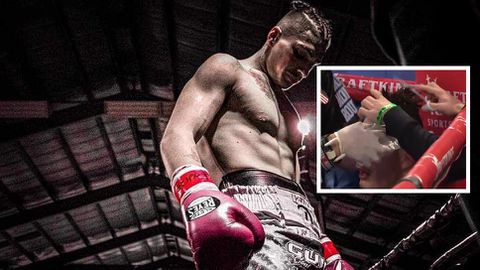 Bizar: bokser gaat midden in een gevecht naar de kapper en lijkt ontevreden over knipbeurt