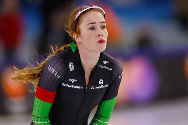 Schaatskampioene Antoinette Rijpma-de Jong erkent na matig optreden: 'Dat ging meteen door mijn hoofd'