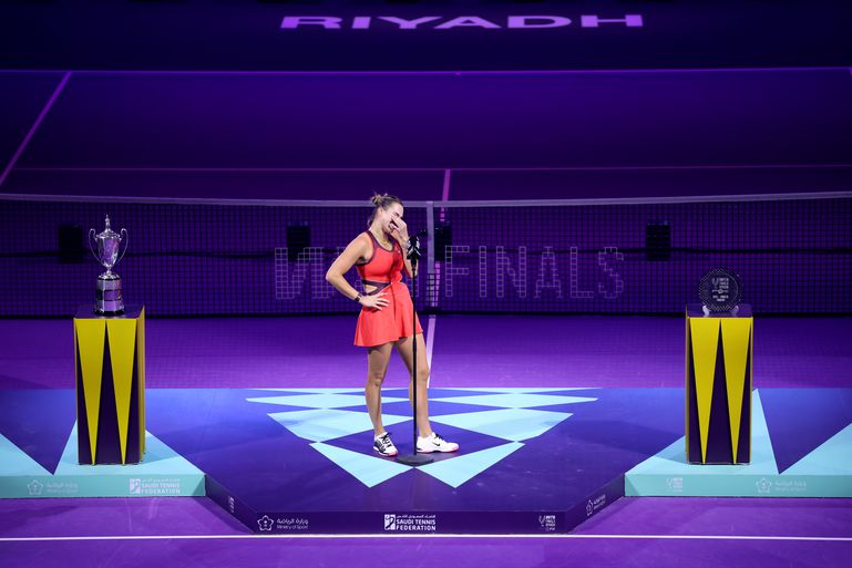 Toptennisster Aryna Sabalenka laat van zich horen na zeldzame nederlaag: 'Niet wat we hadden gehoopt'