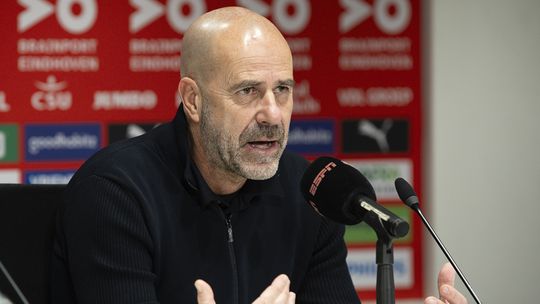 Peter Bosz vindt zichzelf ook 'raar' na terugzien veelbesproken beelden: 'Maar wil niet als een idioot reageren'