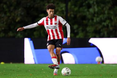 PSV onder 19 geeft het goede voorbeeld tegen Atlético Madrid en plaatst zich voor knock-outfase Youth League