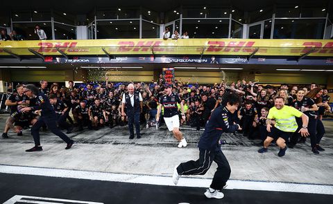 Max Verstappen moet afscheid nemen van zijn vertrouweling bij Red Bull Racing: 'Heel verdrietig nieuws'