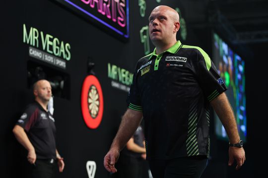 Topdarter Michael van Gerwen maakt indruk en valt kilo's af: 'En we zijn er nog niet'