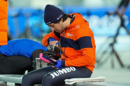 Teruggetrokken schaatser moet helemaal opnieuw beginnen: 'Ik heb het lastig voor mezelf gemaakt'