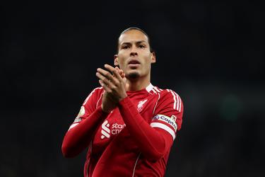 Topvoetballer Virgil van Dijk laat zich van een andere kant zien: 'Er zijn zoveel dingen belangrijker dan voetbal'