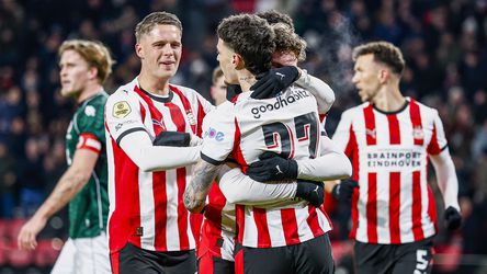 Ongenaakbaar PSV walst over Excelsior heen, zorgen om pechvogel Ricardo Pepi
