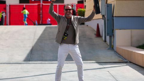 Brits tabloid pakt uit met Nederlandse voormalig F1-coureur: 'Hij verruilde autosport voor pikante carrière met prachtige modellen'