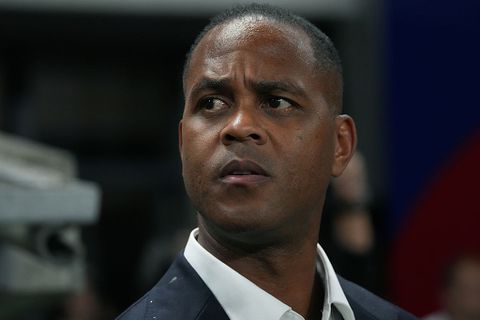 Voormalig topvoetballer Patrick Kluivert mogelijk als bondscoach tegenover Oranje op WK