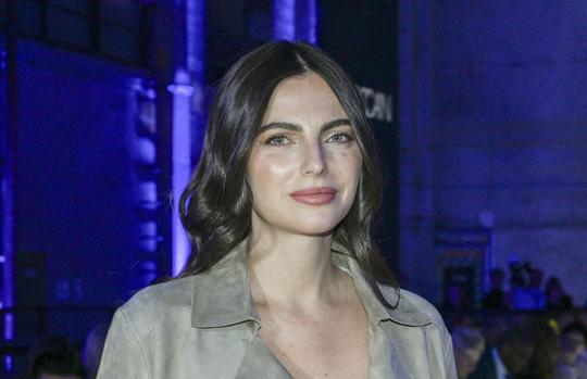 Kelly Piquet (vriendin Max Verstappen) doet indringende oproep: 'We moeten opstaan'