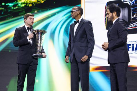 Fans spotten zeer opvallende rol voor Max Verstappen in nieuwe Formule 1-film met Brad Pitt