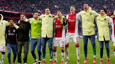 Veelbesproken speler Jong Ajax geeft wéér visitekaartje af met prachtige goal