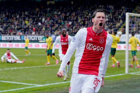 Wout Weghorst krijgt bijval na opmerkelijke actie tijdens Fortuna - Ajax: 'Daar word je toch agressief van?'
