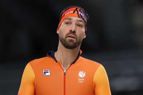 Kjeld Nuis verbaast zich over 'vage gast' Jordan Stolz op Olympische Spelen: 'Dat is het enge'
