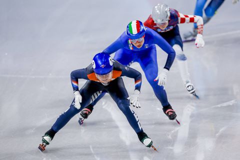 Nederlandse vrouwen halen uit bij begin shorttrack op Olympische Spelen: meteen voordeel te pakken