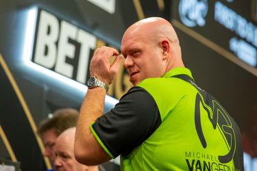 Peter Wright leeft mee met Michael van Gerwen: 'Hopelijk is hij snel weer beter'