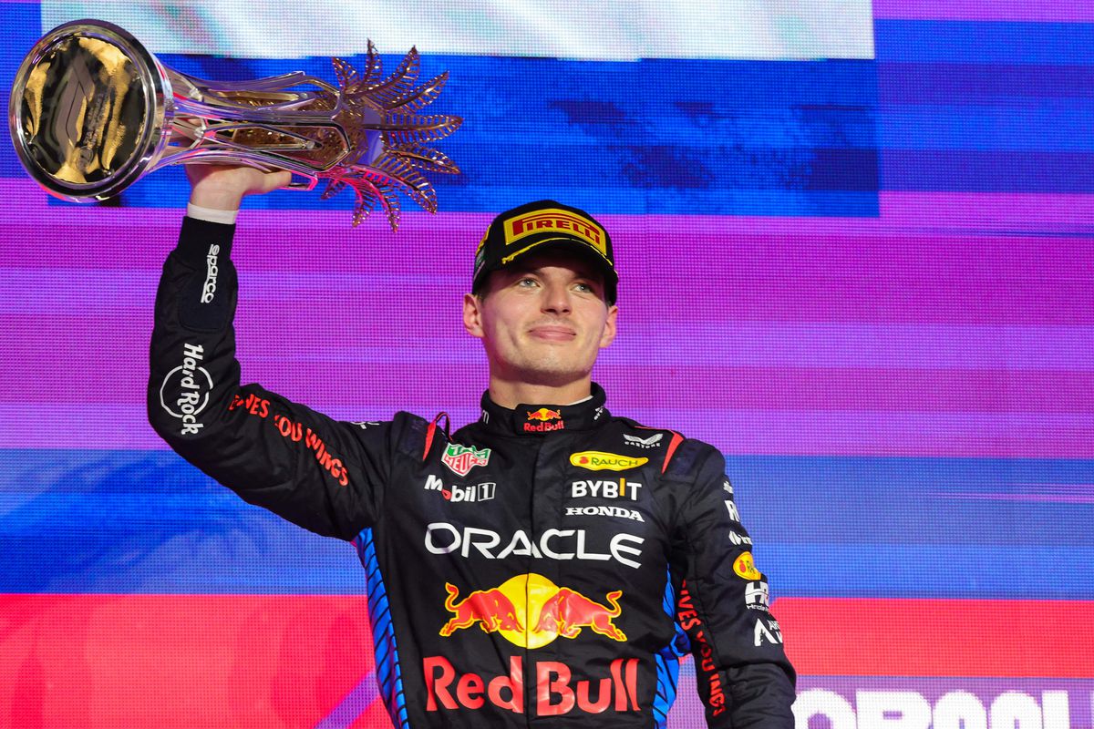 Buitenlandse media: 'Verwoestende superioriteit van Max Verstappen'