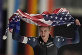 De Amerikaanse schaatssensatie Jordan Stolz won op zijn 19e het WK allround. ©AP
