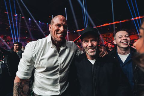 Rico Verhoeven ontbeet met Hollywood-ster Jason Statham: 'Pannenkoeken, spek, allemaal lekkere dingen'