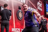 Luke Litter juicht na zijn negendarter op de Euro Tour in de finale tegen Rob Cross. ©Jonas Hunold/PDC Darts