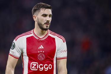 Trainer Ajax kampt met defensieve zorgen voor return in Conference League en hamert op één ding