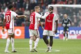 Ajax creëert weinig kansen en moet leunen op twee sterkhouders voor creativiteit tegen Aston Villa