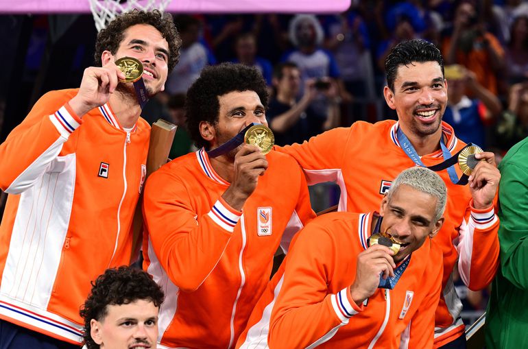 Gouden 3x3-basketballer die geschiedenis schreef tijdens de Olympische Spelen in Parijs gaat met pensioen