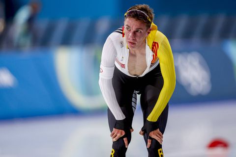 Topschaatser ondergaat vlak na afmelding voor WK allround opmerkelijke operatie: 'Vanwege het fietsen'