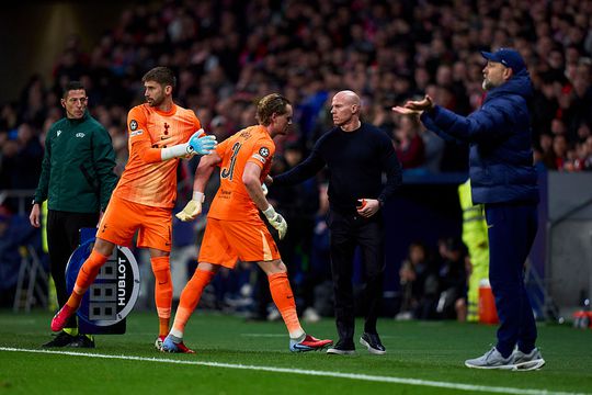 Krankzinnig drama in Champions League: keeper Tottenham Hotspur faalt hopeloos en wordt na 17 minuten gewisseld