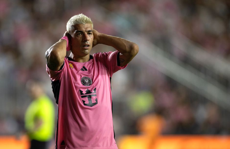 Opmerkelijke actie Luis Suarez in Amerikaanse Champions League gaat de wereld over