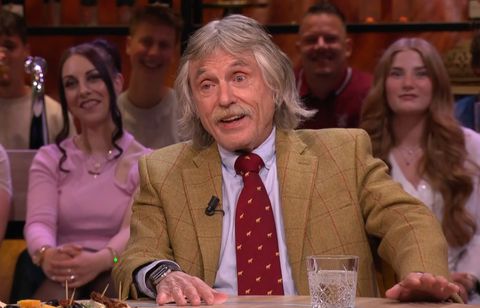 Johan Derksen maakt bizarre vergelijking tussen vrouwen en honden: 'Wat is dit nu weer?'